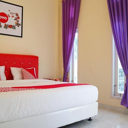 Oyo 2202 Delima Guest House Syariah Padang  Ngoại thất bức ảnh
