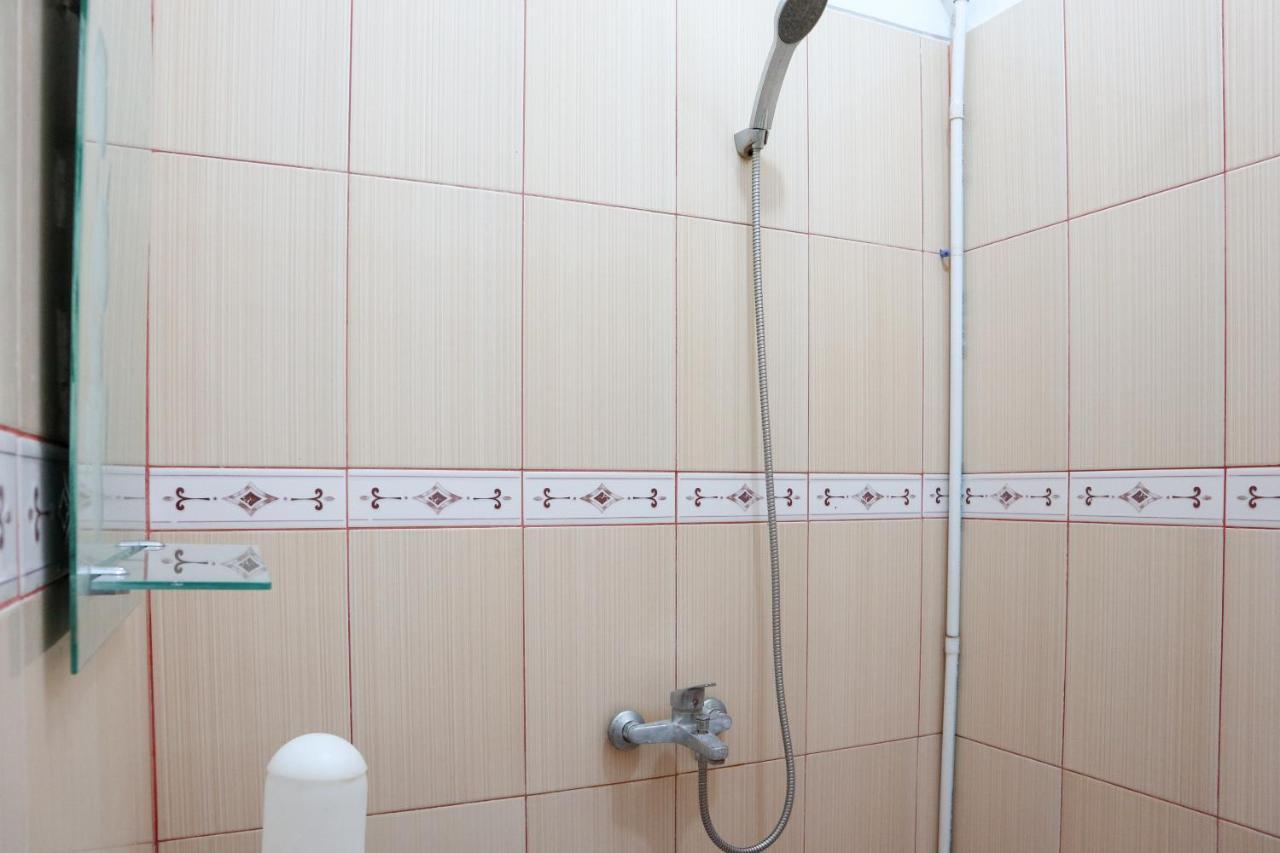 Oyo 2202 Delima Guest House Syariah Padang  Ngoại thất bức ảnh