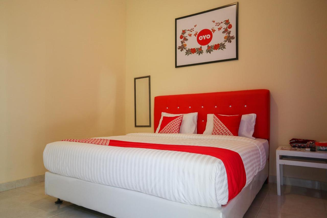 Oyo 2202 Delima Guest House Syariah Padang  Ngoại thất bức ảnh
